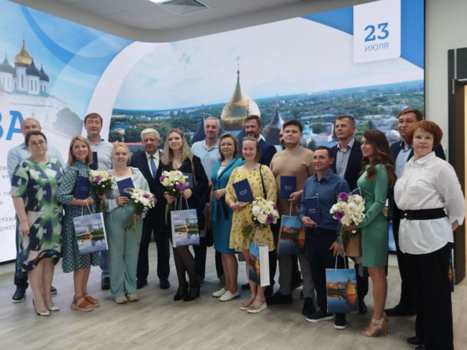 Обучение в «Школе фермера» завершили еще 20 аграриев Псковской области