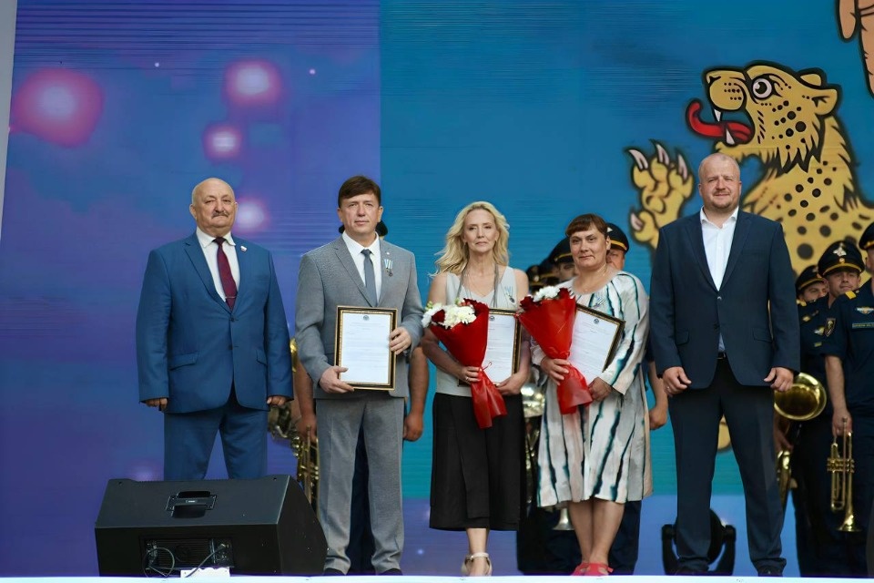 Трем псковичам вручили медали «За заслуги перед Псковом»