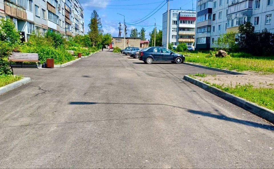 Три общественных территории благоустраивают в Псковском районе в рамках программы ФКГС