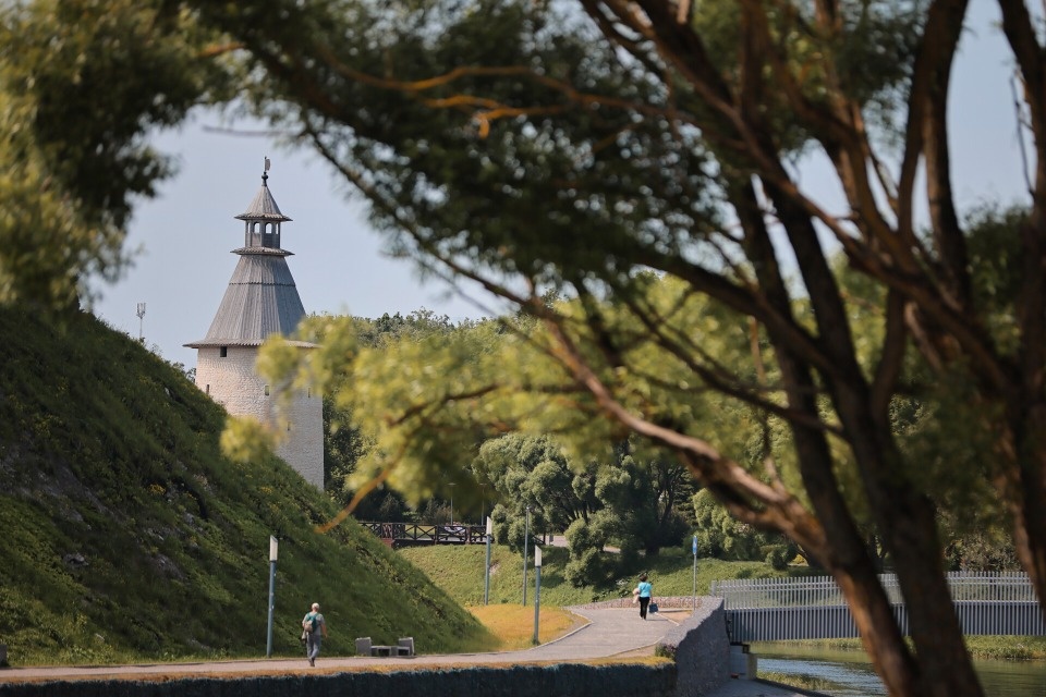 Предварительный прогноз на август дали в Псковском гидрометцентре