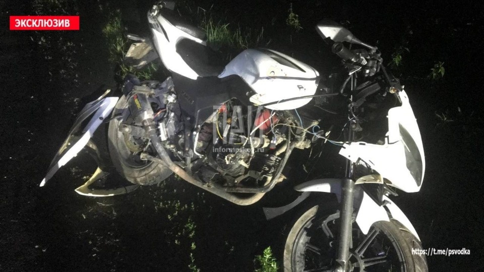 Мотоциклиста госпитализировали после ДТП в Усвятском районе Мотоциклиста госпитализировали после ДТП в Усвятском районе