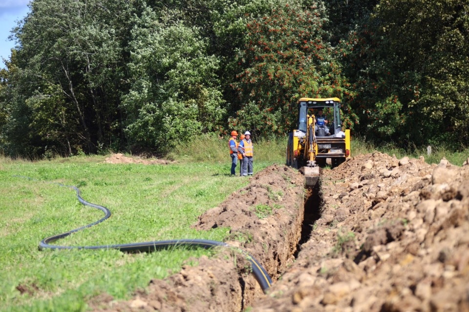 В деревне Ущицы Куньинского района начали подключать потребителей к сетевому газоснабжению