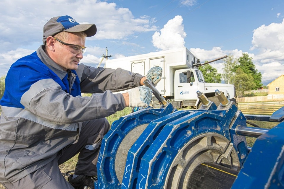 В деревне Ущицы Куньинского района начали подключать потребителей к сетевому газоснабжению