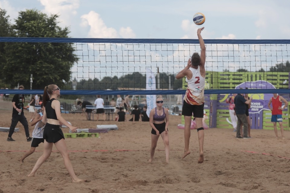 Молодёжный драйв