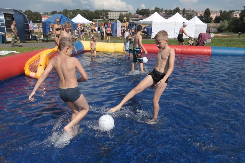 Молодёжный драйв