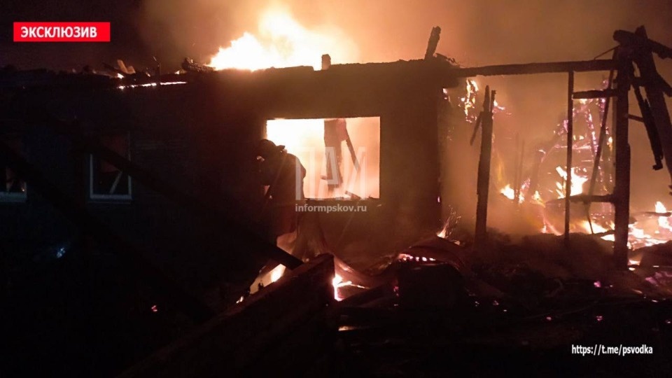 Мужчина погиб на пожаре в Невеле 29 июля Мужчина погиб на пожаре в Невеле 29 июля