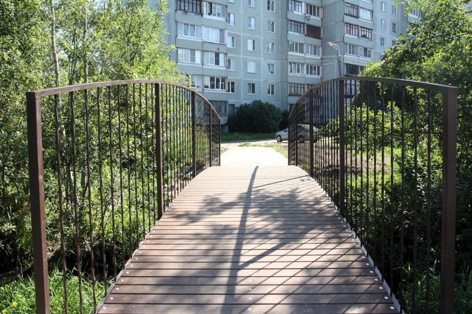 Благоустройство территории у Чёртового ручья завершается в Пскове Благоустройство территории у Чёртового ручья завершается в Пскове