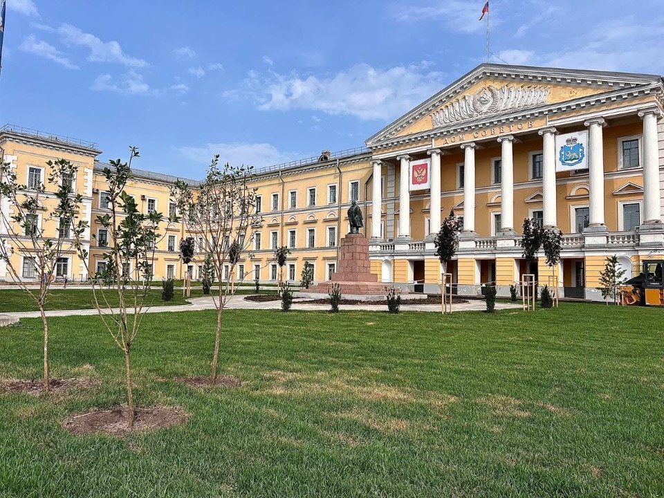 Зачем срубили деревья на улице Некрасова, рассказал глава Пскова Зачем срубили деревья на улице Некрасова, рассказал глава Пскова