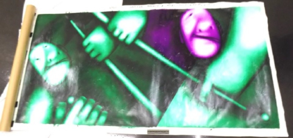 Иностранец пытался незаконно ввезти в Псковскую область две картины общей стоимостью в 13 млн рублей