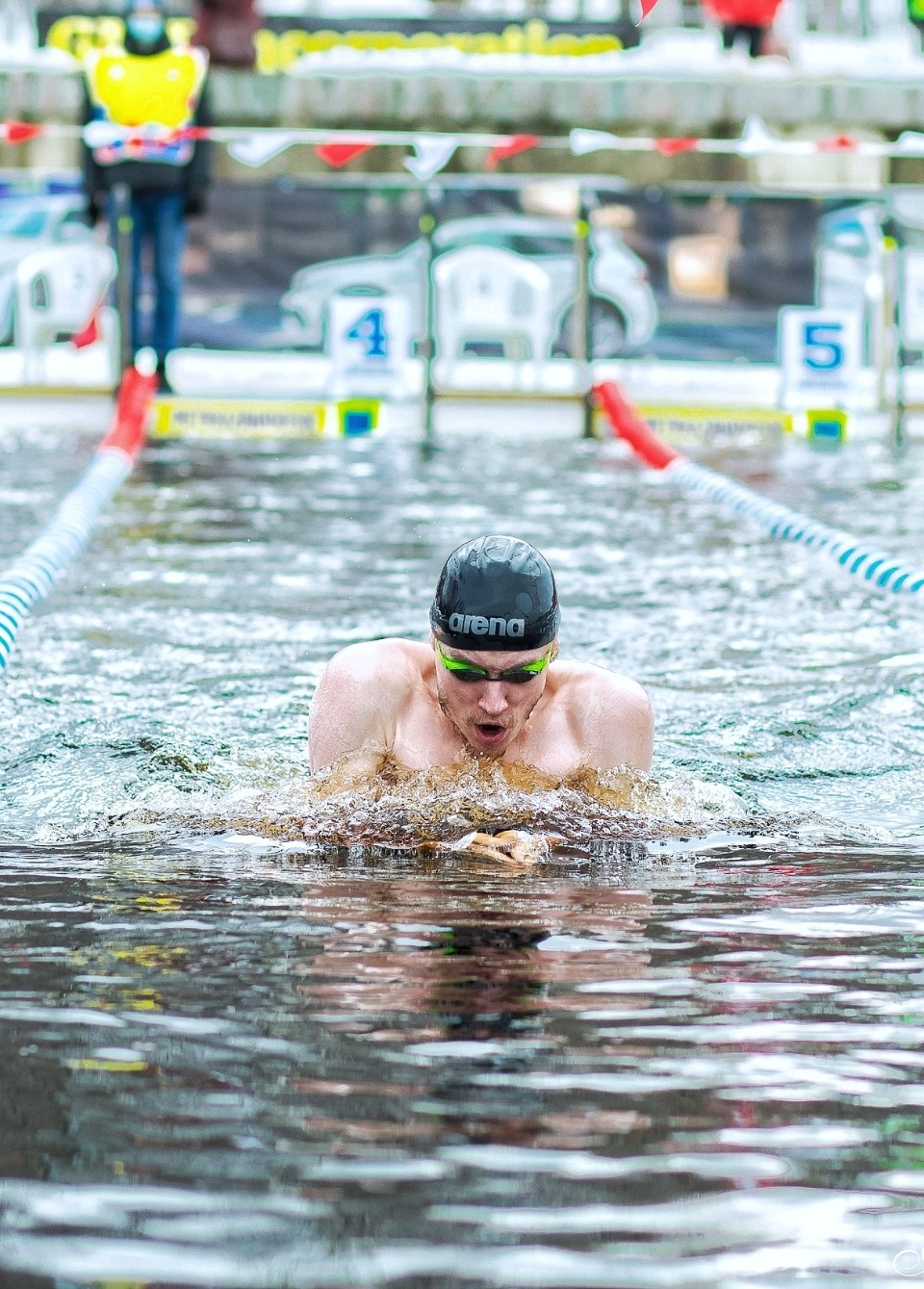 Вышел из берегов
