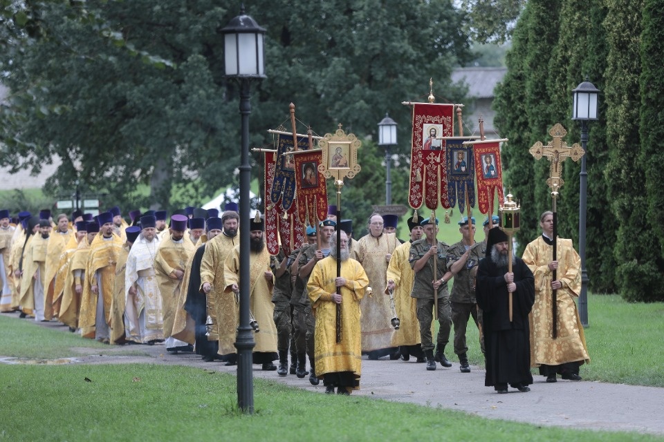 На родной земле