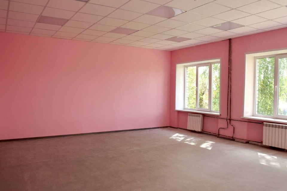 Капремонт в школе №13 в Пскове находится на завершающей стадии Капремонт в школе №13 в Пскове находится на завершающей стадии