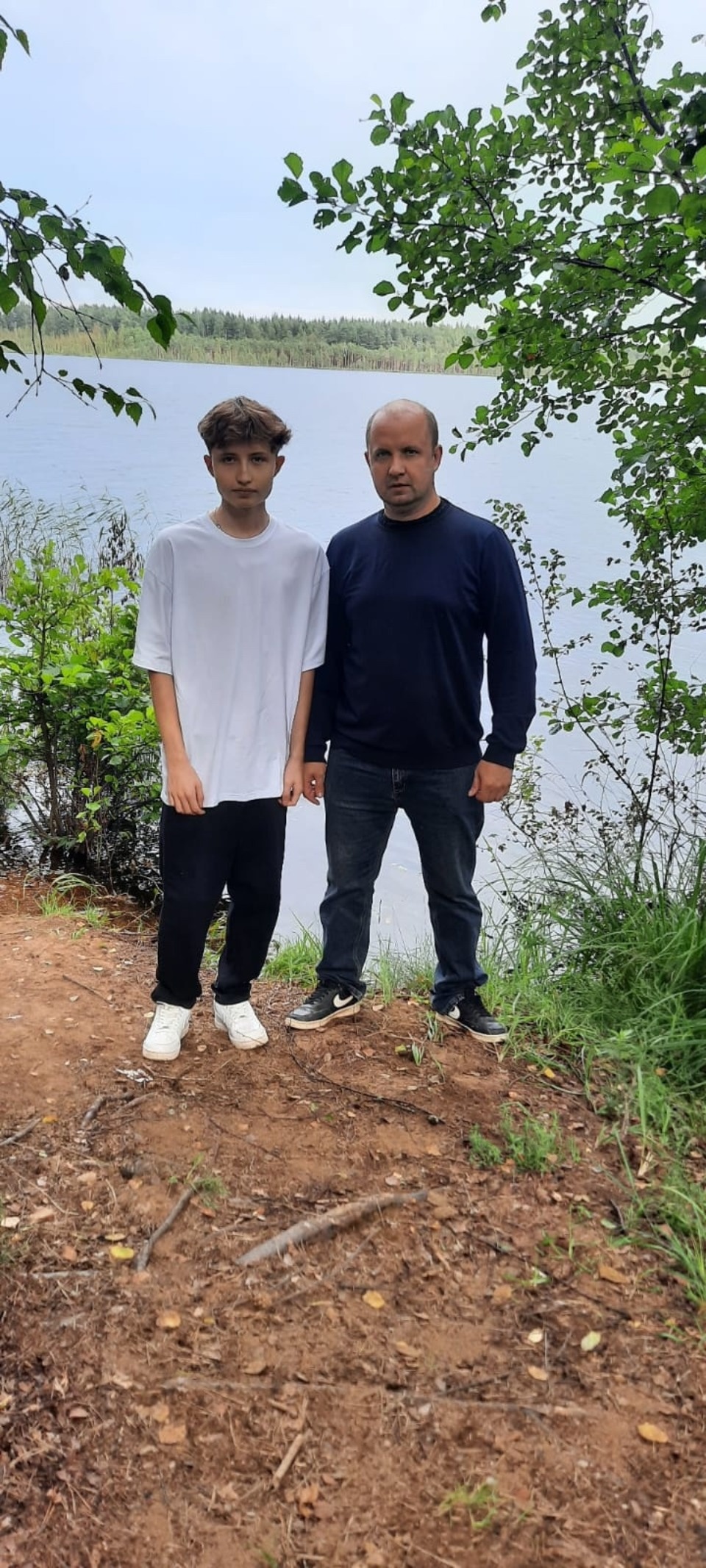 Отец с сыном спасли женщину, тонувшую в реке Великой под Опочкой