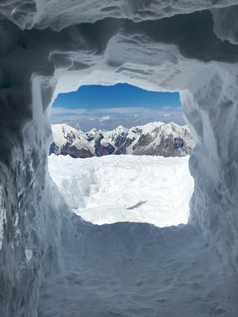 Великолучанин первым из Псковской области покорил пять семитысячников на постсоветском пространстве