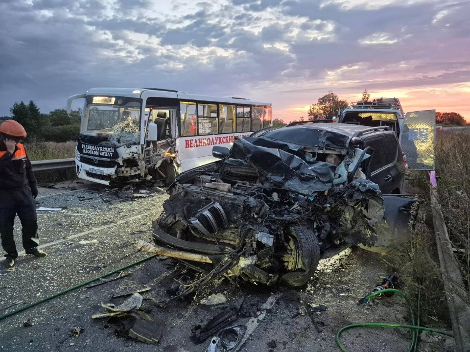 Два человека погибли и 38 пострадали в ДТП в Псковской области за неделю Два человека погибли и 38 пострадали в ДТП в Псковской области за неделю