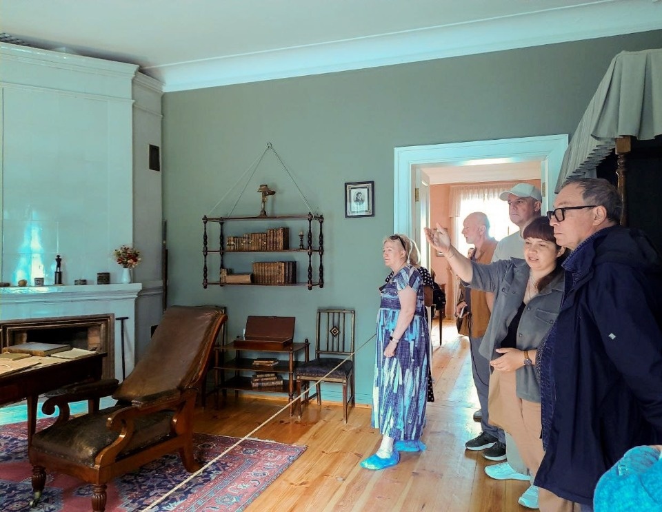 В «Михайловском» снимут несколько эпизодов фильма «Война и мир» В «Михайловском» снимут несколько эпизодов фильма «Война и мир»