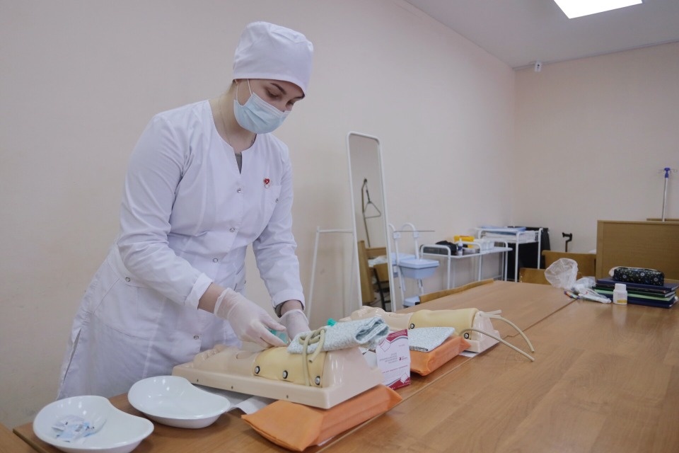 Более 140 студентов из Псковской области поступили по квоте в медвузы России на целевое обучение