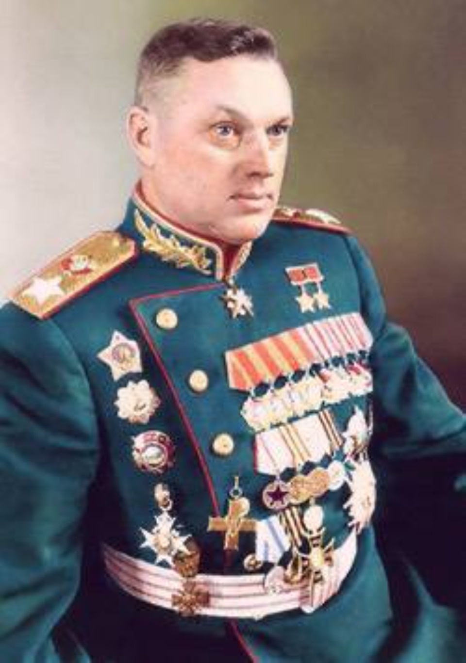 Борис Елкин рассказал о полководце Константине Рокоссовском, в честь которого названа улица Пскова
