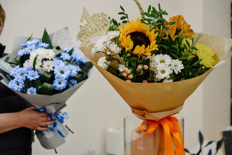 50 млн свежих цветов ввезли в Россию к 1 сентября через Псковскую область 50 млн свежих цветов ввезли в Россию к 1 сентября через Псковскую область