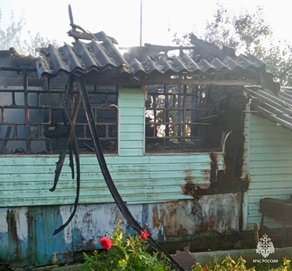 Два пожара ликвидировали за сутки в Псковской области 