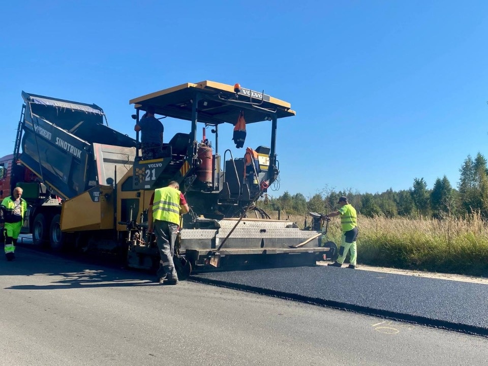До 14 сентября в Пскове планируют завершить укладку асфальта на улице Генерала Маргелова