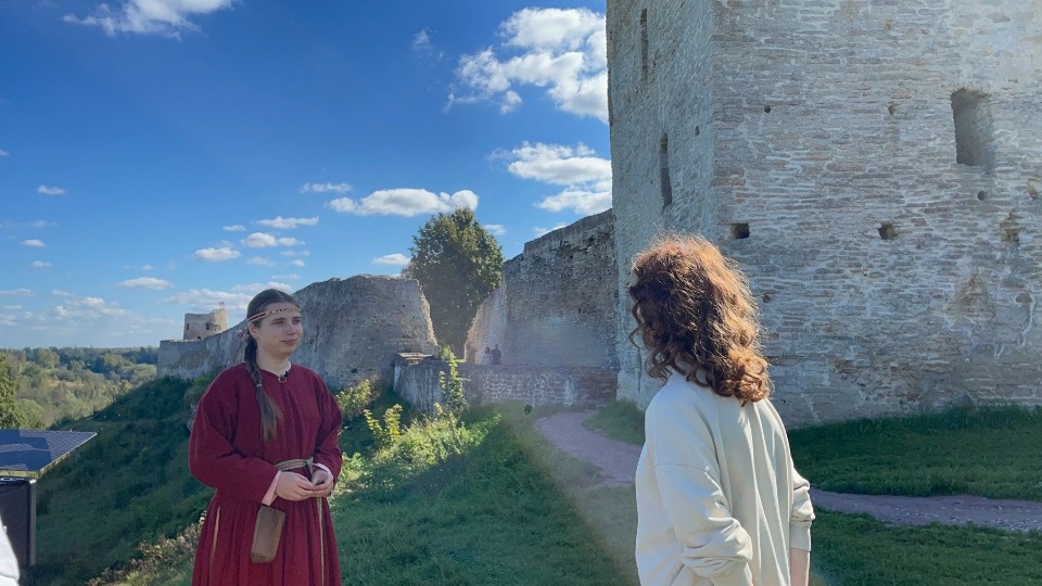 Съемки документального фильма из цикла «Провинциальные музеи России» прошли в Изборском музее