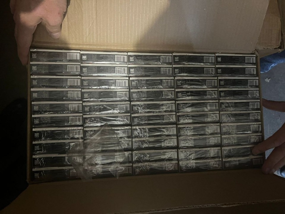 Иностранца оштрафовали за попытку организации продажи контрафактных сигарет в Великих Луках Иностранца оштрафовали за попытку организации продажи контрафактных сигарет в Великих Луках