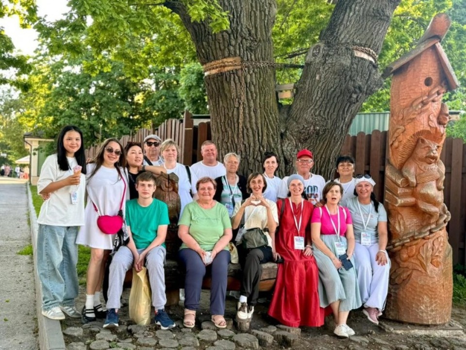 Участниками экскурсионных туров стали семьи псковских участников СВО Участниками экскурсионных туров стали семьи псковских участников СВО