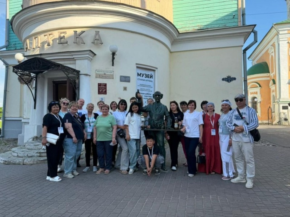 Участниками экскурсионных туров стали семьи псковских участников СВО Участниками экскурсионных туров стали семьи псковских участников СВО