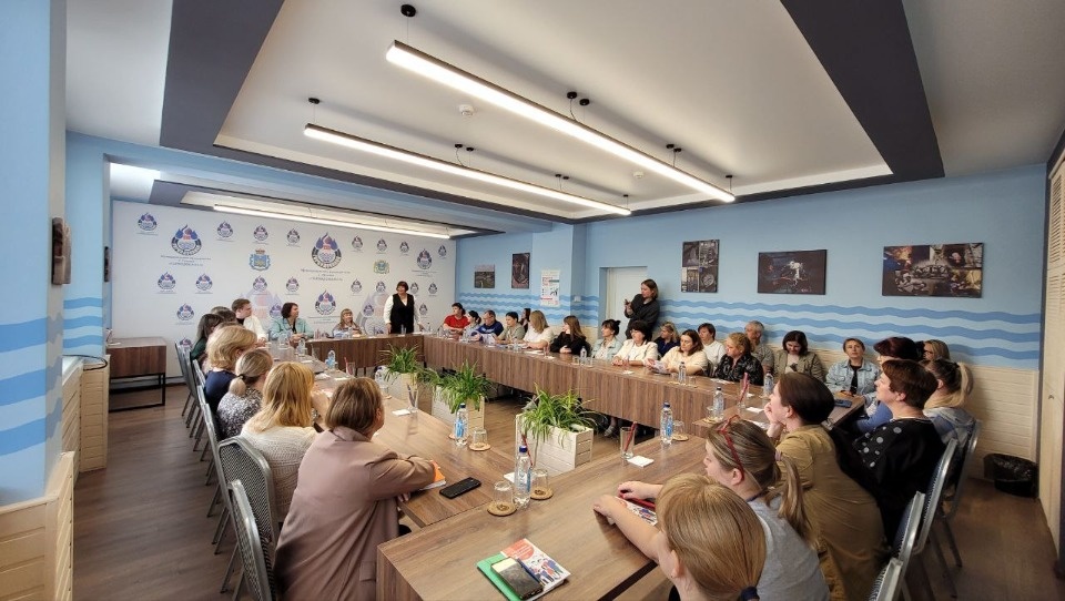 Псковские профсоюзы проинформировали сотрудников «Горводоканала» о программе долгосрочных сбережений