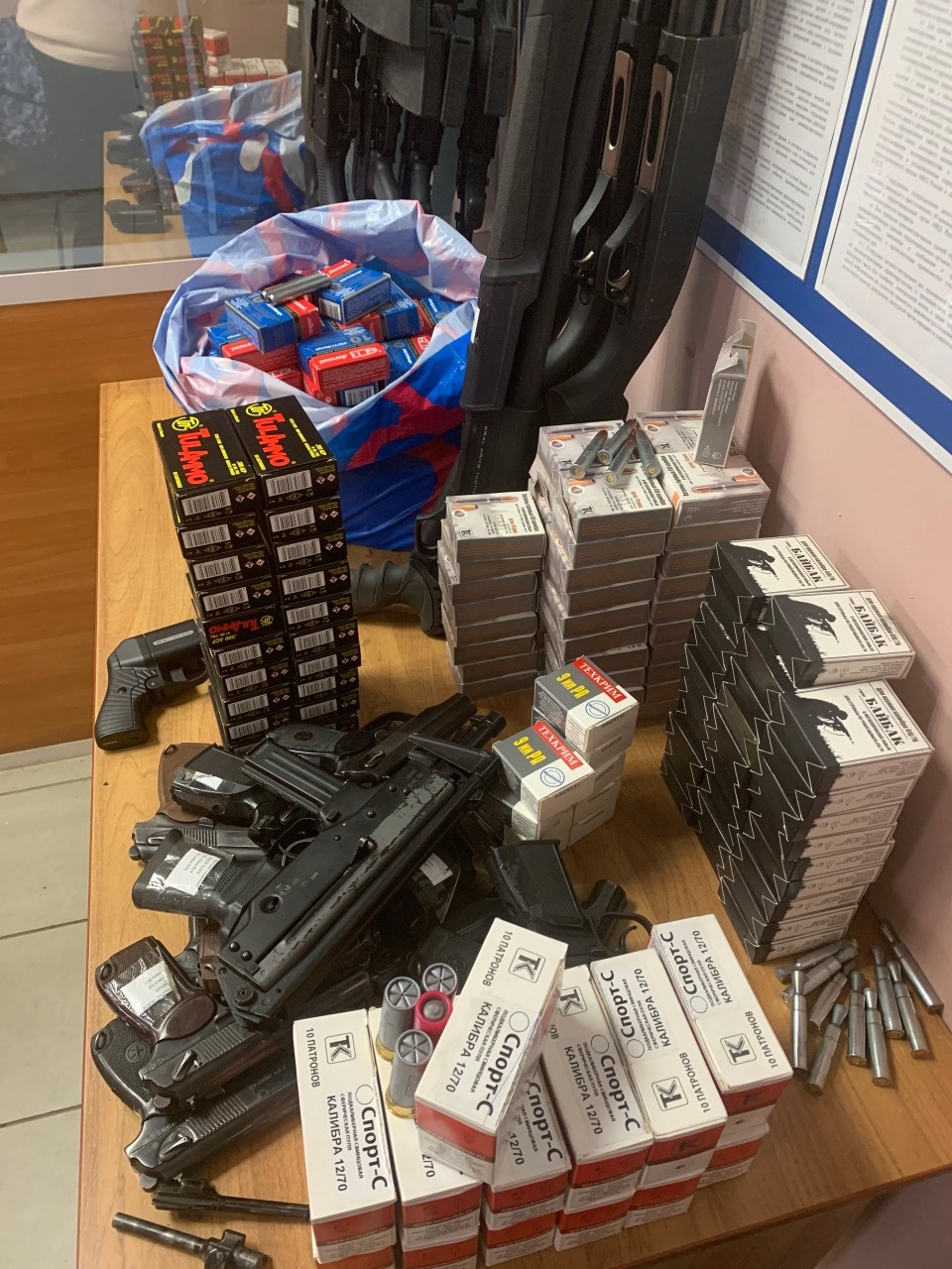 16 единиц оружия изъяли псковские росгвардейцы за неделю  