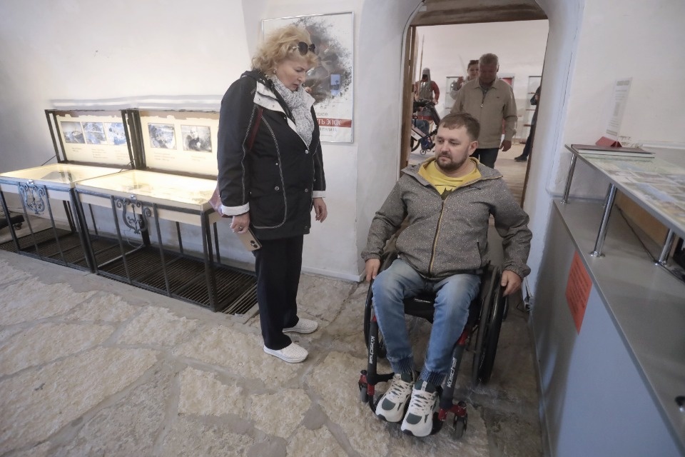 Всем и каждому 