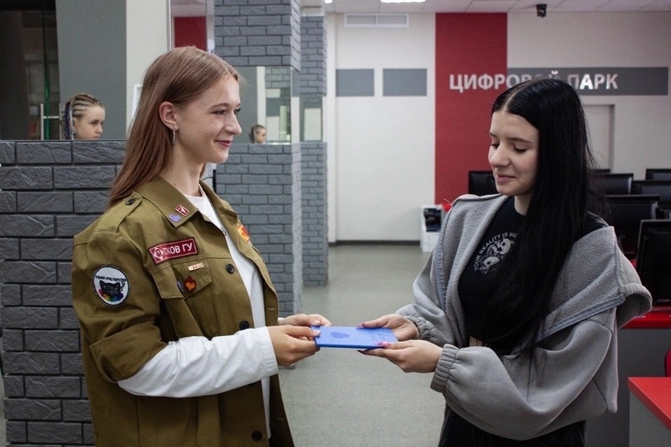 Даша-командир