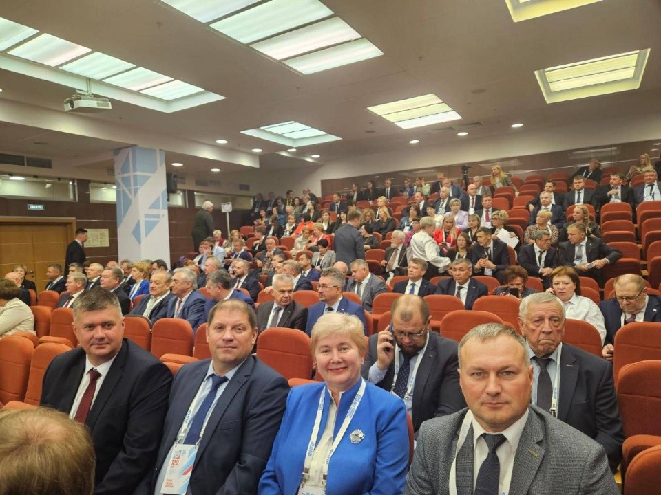 Игорь Иванов поздравил профсоюзы со 120-летием со дня образования движения