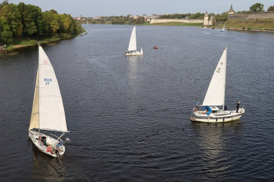 Заключительная в сезоне парусная регата прошла в Пскове Заключительная в сезоне парусная регата прошла в Пскове