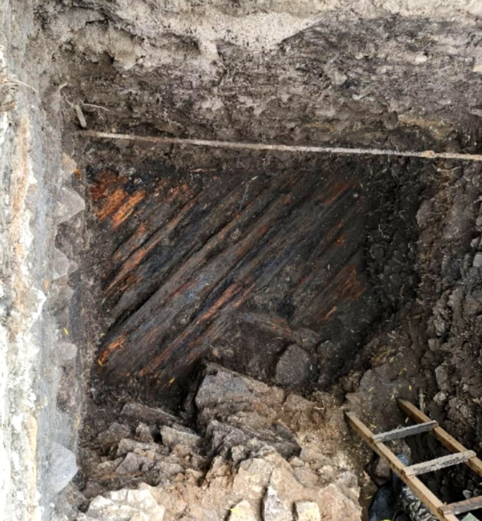 В Пскове завершили раскопки перед установкой памятника князю Довмонту