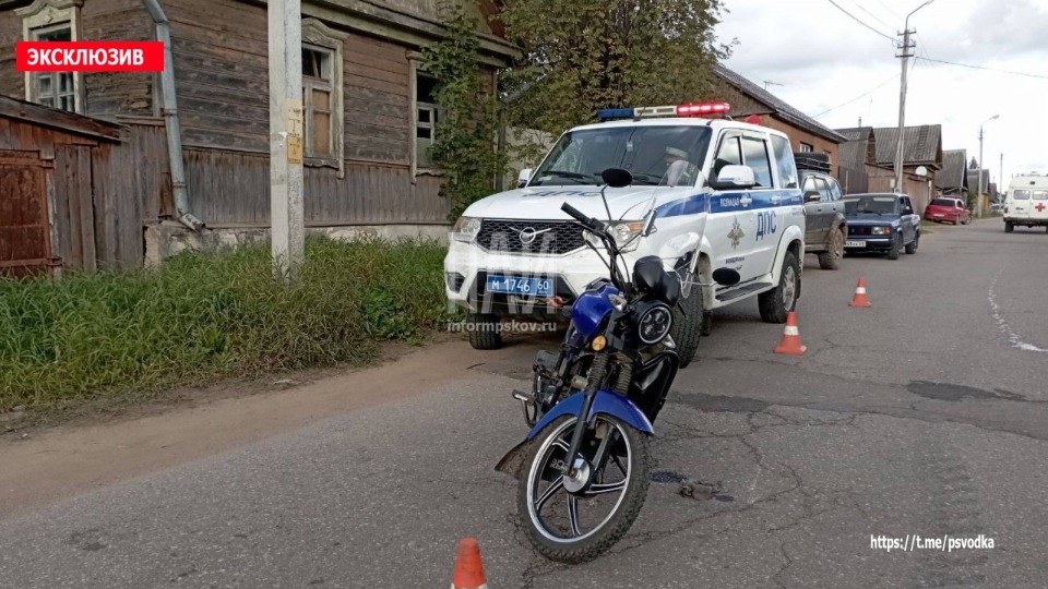 Восьмилетнего мальчика госпитализировали после наезда мопеда в Невеле Восьмилетнего мальчика госпитализировали после наезда мопеда в Невеле