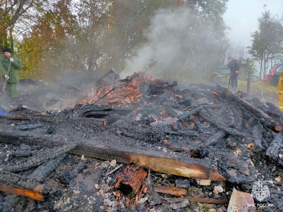 Два человека погибли на пожаре в Себежском районе Два человека погибли на пожаре в Себежском районе