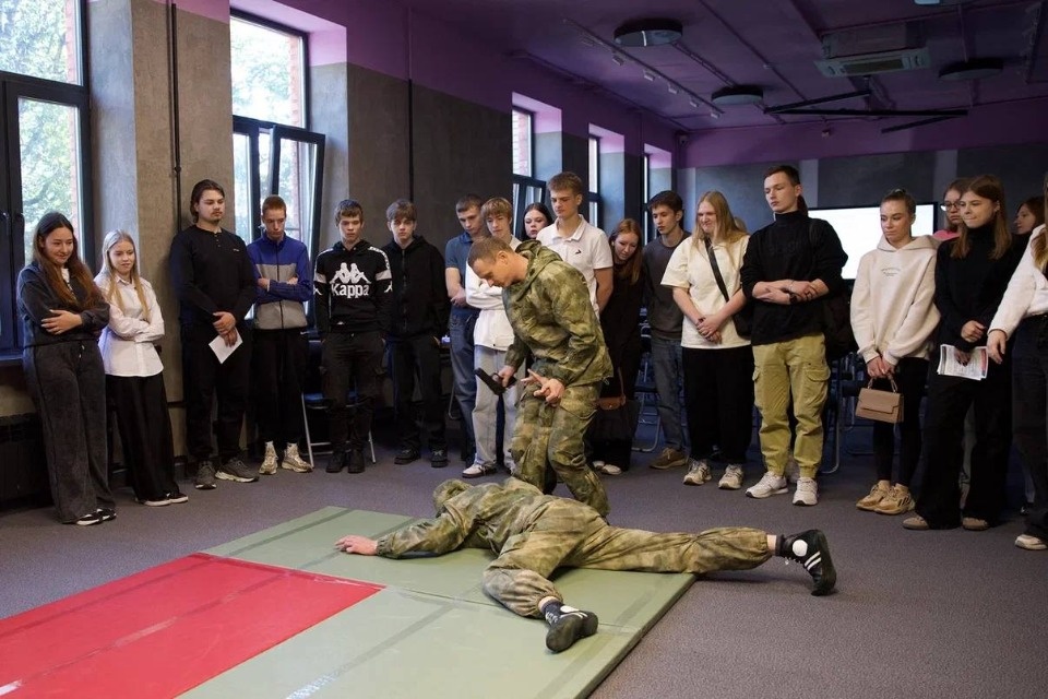 В Пскове провели интерактивный фестиваль для будущих пограничников