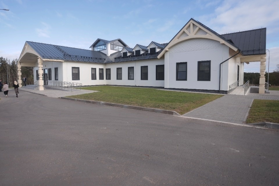 Десять участников СВО из пяти регионов РФ первыми посетят паломнический центр в Печорах