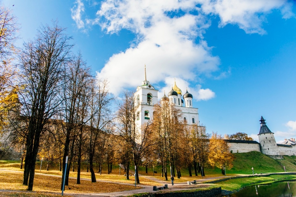 Псковскую область за восемь месяцев посетили свыше 400 тысяч туристов