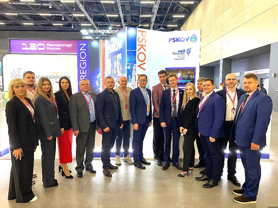 Завод «Титан-Полимер» представил инновационные разработки и экспортные планы на «Иннопром. Беларусь»