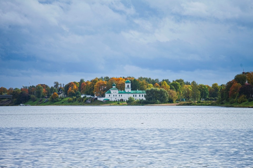 До +14 градусов ожидается в Псковской области 1 октября