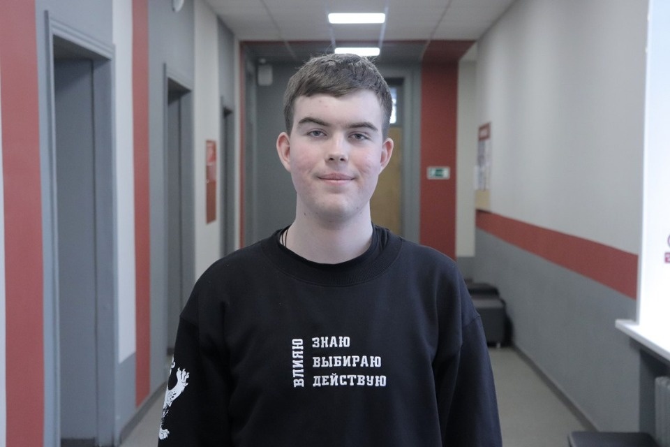 Не Антон, а Антон Дмитриевич