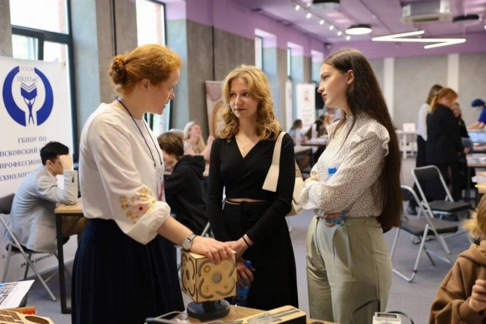 Фестиваль вакансий «Каникулы с пользой» пройдет в Великих Луках