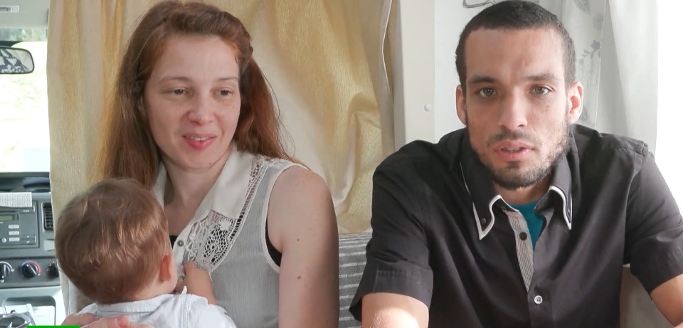 Многодетная семья из Франции сбежала в Псковскую область от «европейских ценностей»