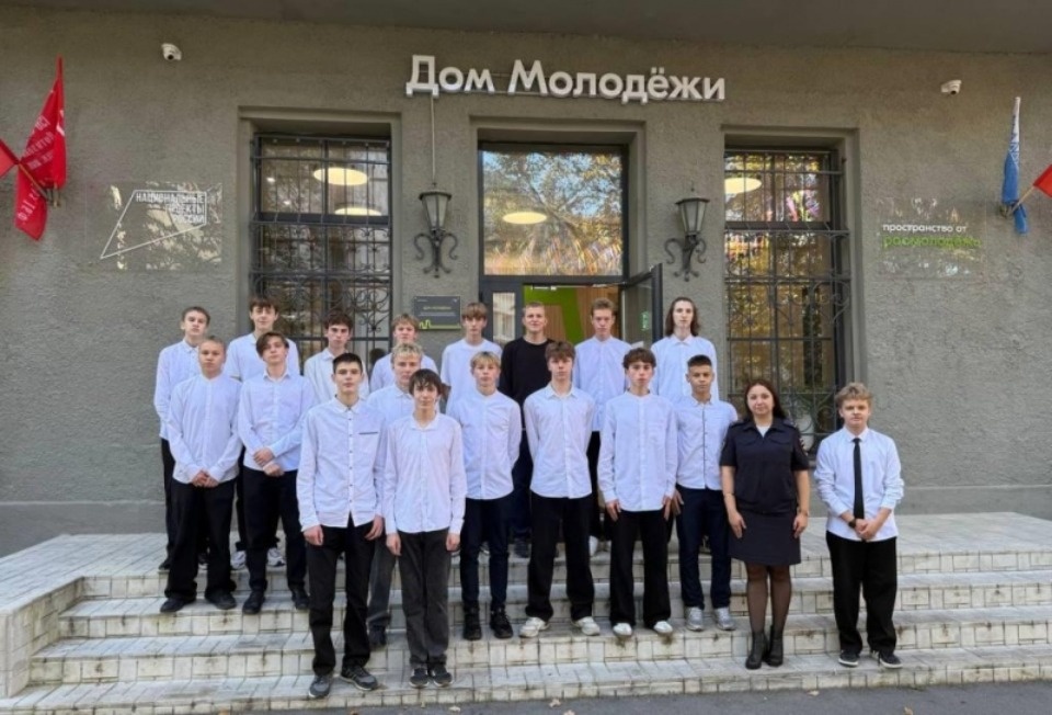 Лицеисты пополнили ряды волонтеров антинаркотического добровольческого движения в Пскове