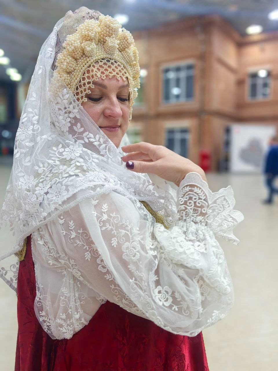 Свадебный торопецкий костюм Псковской губернии вызвал фурор на форуме «Семья и культура» в Туле Свадебный торопецкий костюм Псковской губернии вызвал фурор на форуме «Семья и культура» в Туле