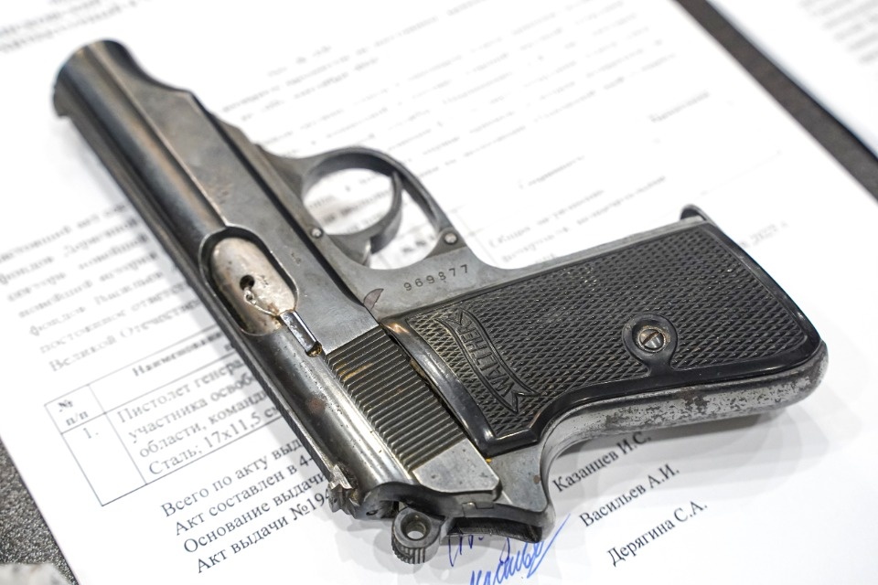 Частью экспозиции Музея Победы станут портсигар и «Вальтер» Псковского музея-заповедника