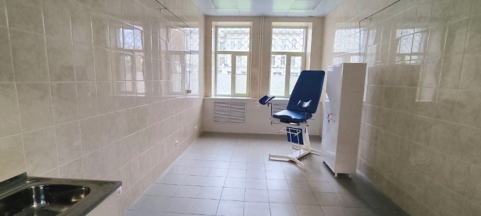 В великолукской больнице отремонтировали гинекологическое отделение